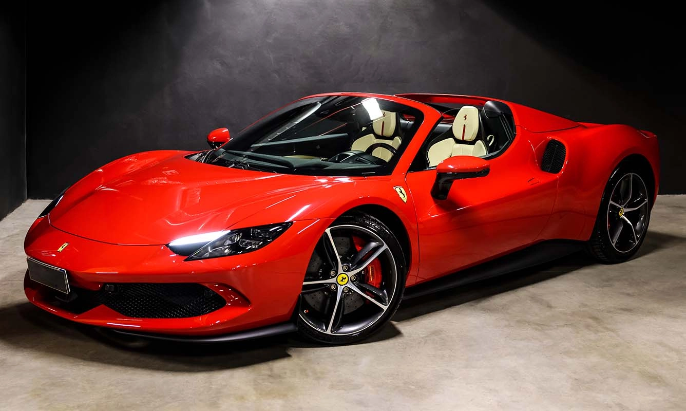 rent Ferrari 296 GTS rent Ferrari 296 GTS